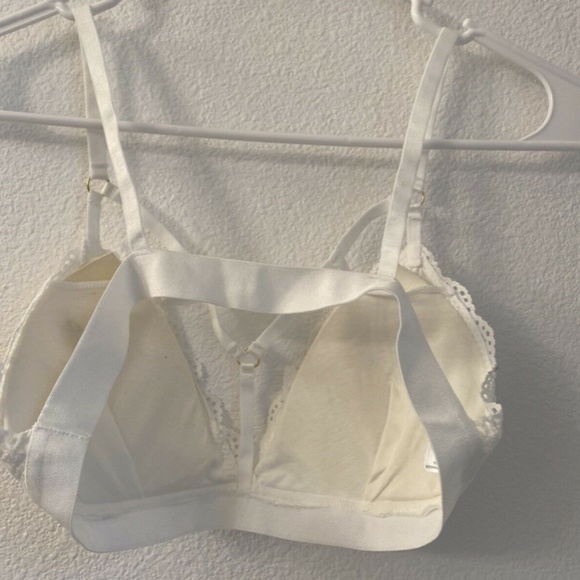 I Fashion Women's White Lace Padded Strappy Sexy Bralette NWT Small - Picture 4 of 5